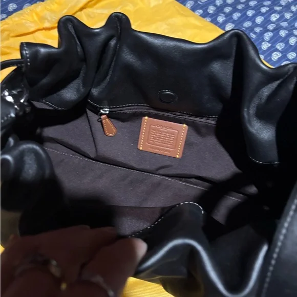 Coach large Faye leather bag - Picture 9 of 11